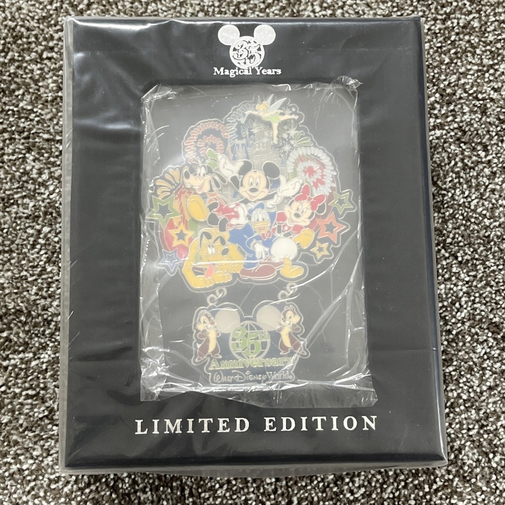 Walt Disney World Resort 35th‎ Anniversary Jumbo Pin LE 1500 2006 Mickey Friends